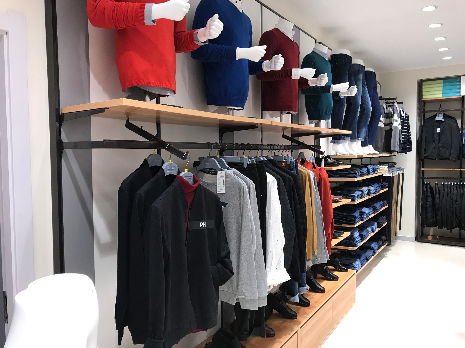 雅鹿男装-金坛店